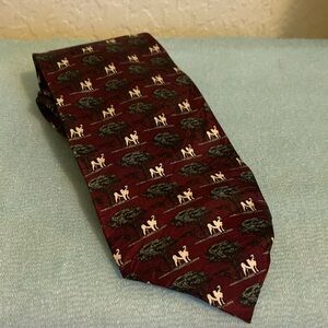 Big Dogs Classic Silk Tie Jacquard Foulard St Bernard Trees Burgundy & Green